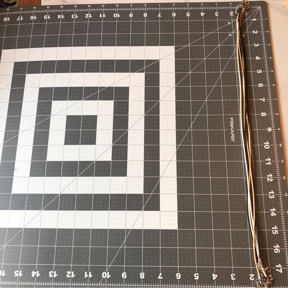 Samoyed Charm - Picture 6 of 6